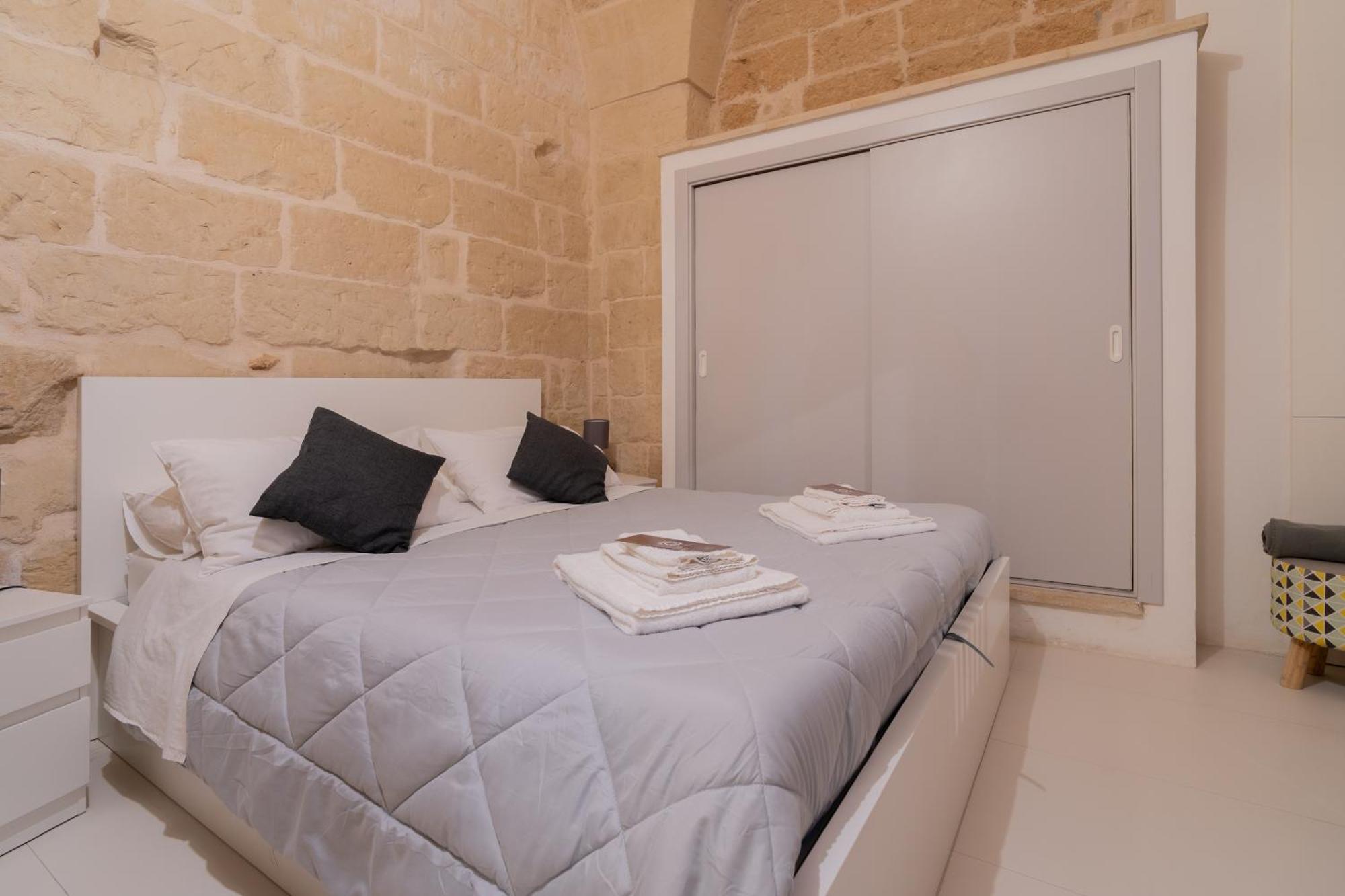 Dimora Barocca Apartment Irene Lecce Exterior photo