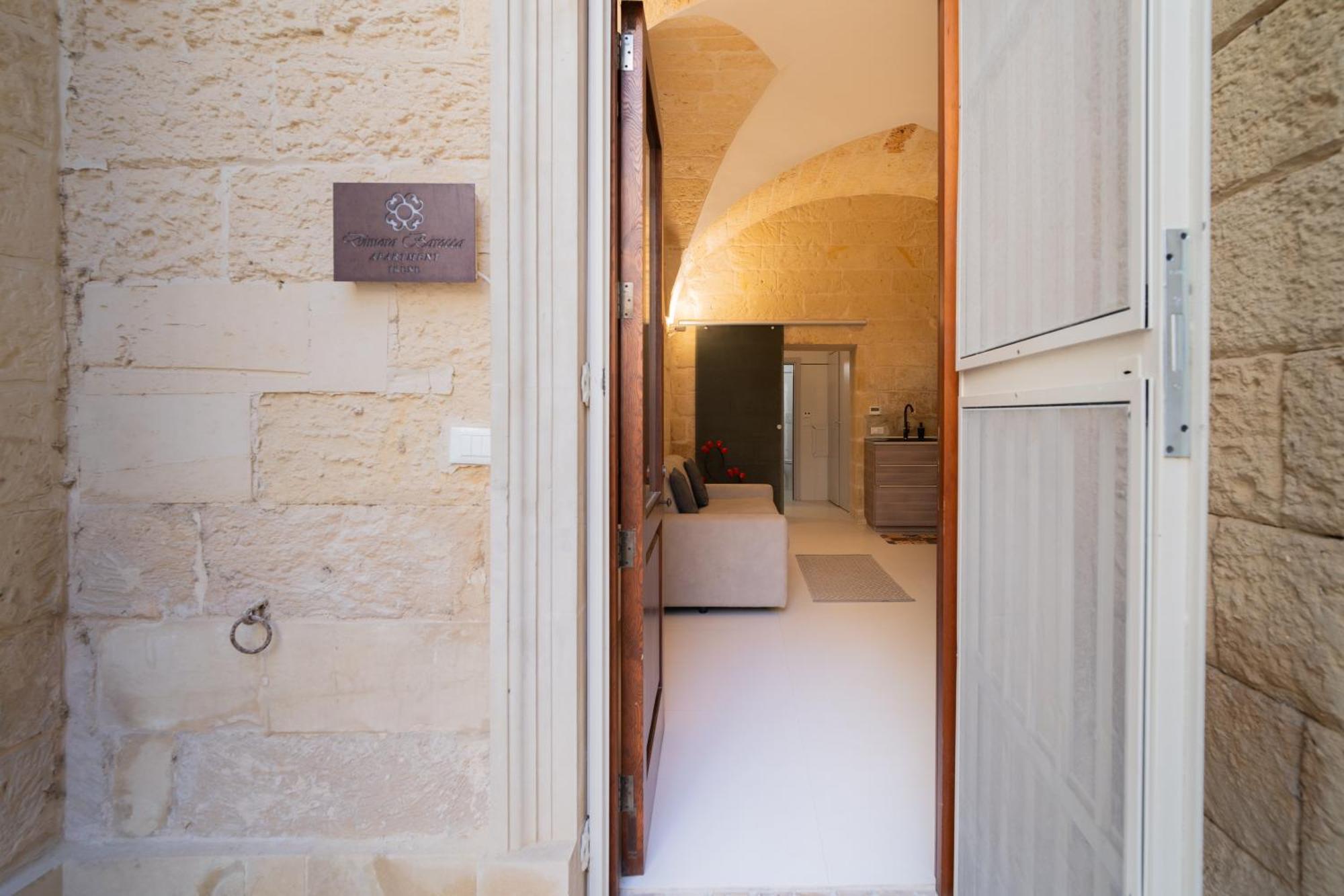 Dimora Barocca Apartment Irene Lecce Exterior photo